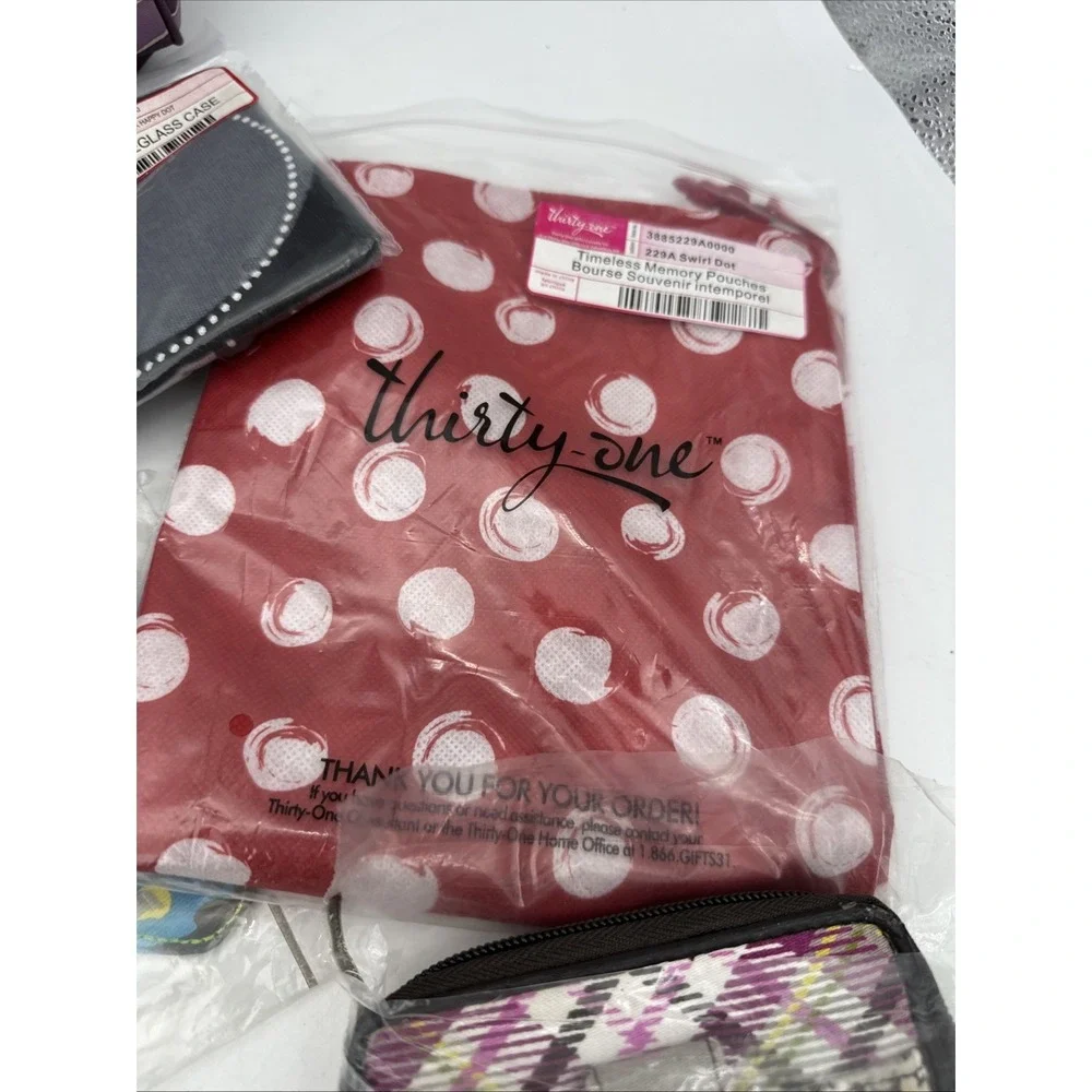 Lot Of 8 - Thirty One Wristlet, Makeup Bag, Crossbody, Coin purse